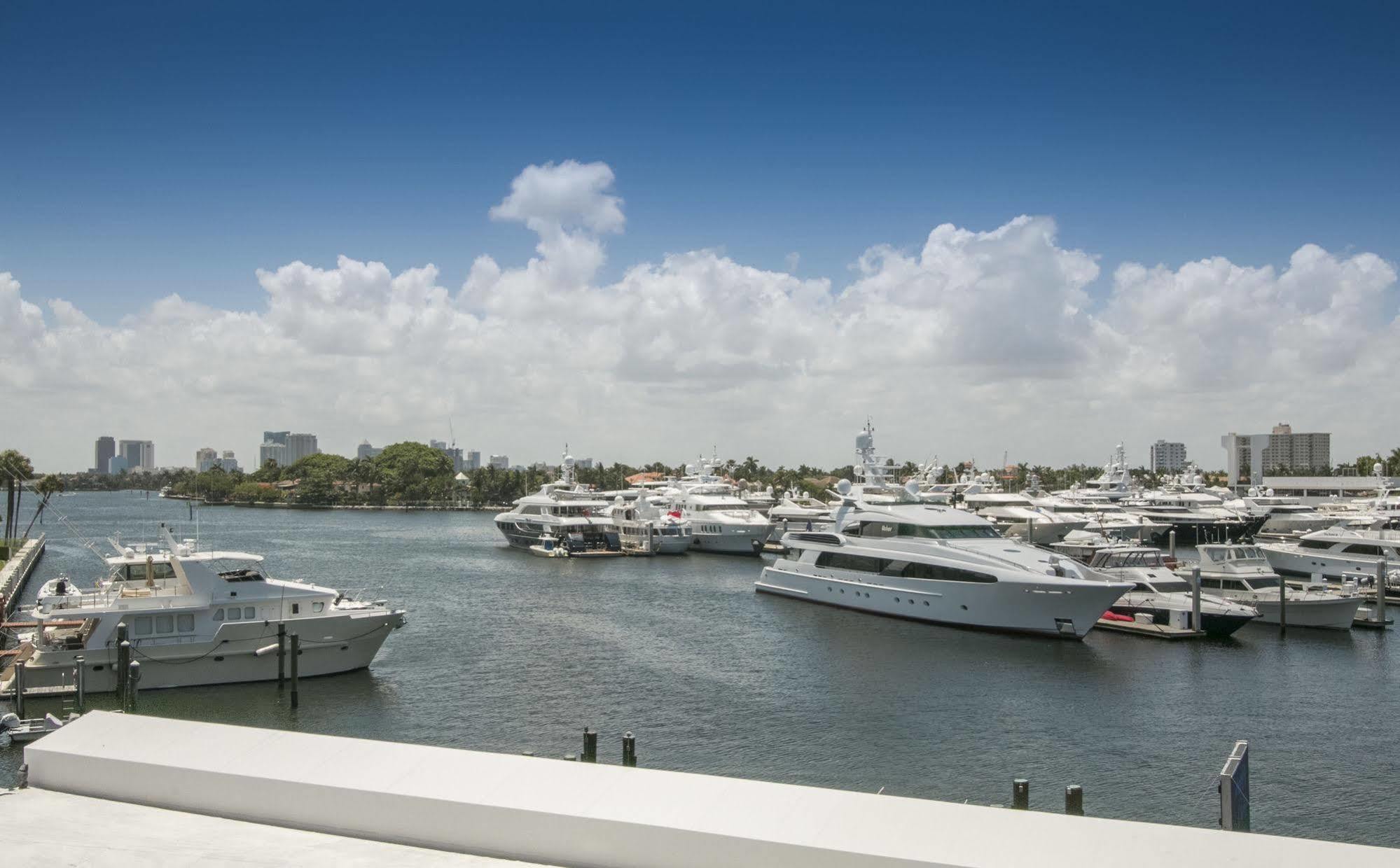 Bahia Cabana Beach Resort Fort Lauderdale Exterior photo